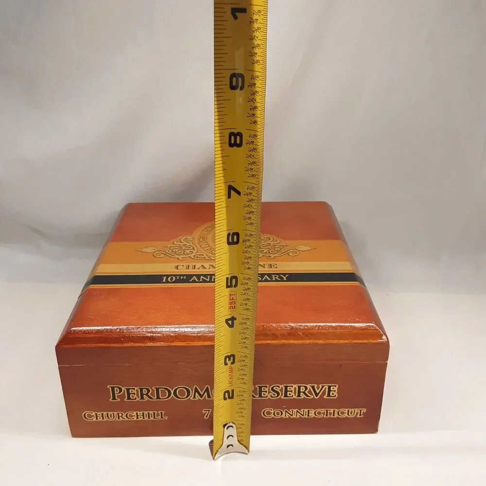 Perdomo Reserve - Epicure Champagne - 10th Anniversary - Empty Cigar Box